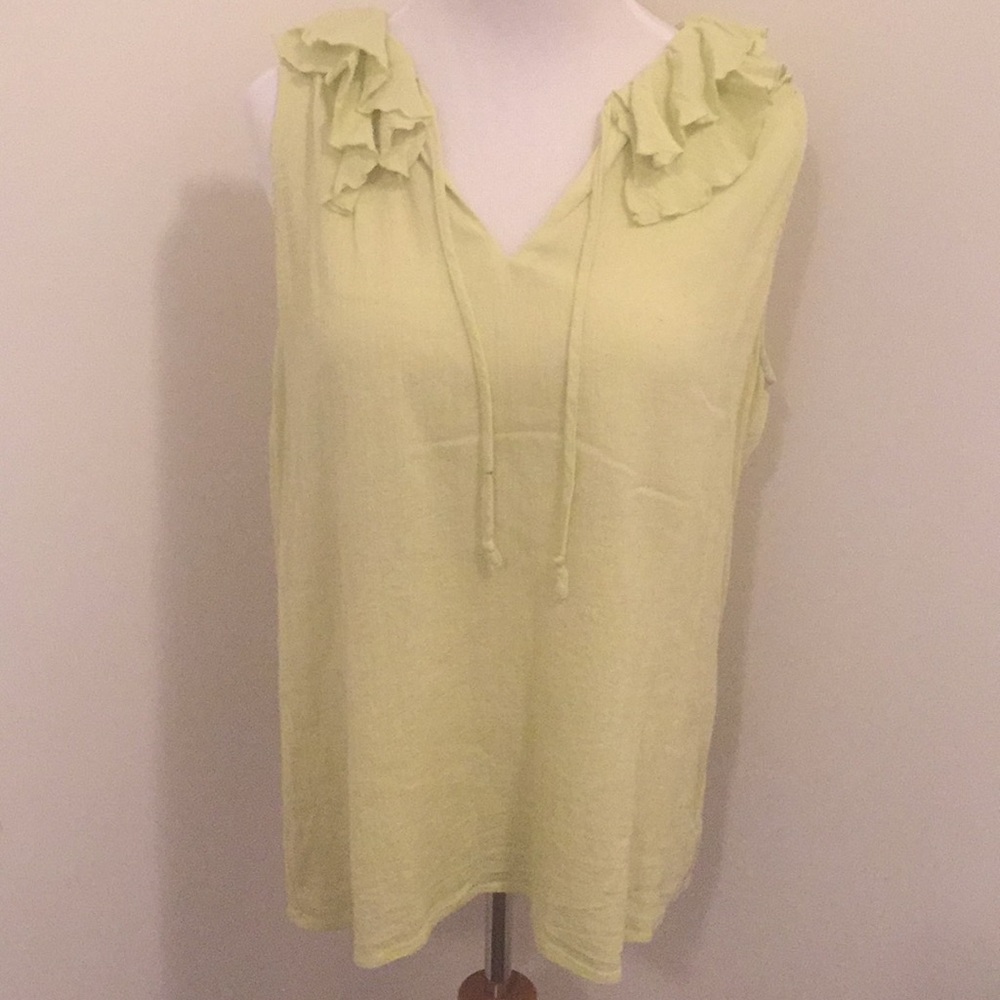 LOFT shell/tank with ruffled neckline